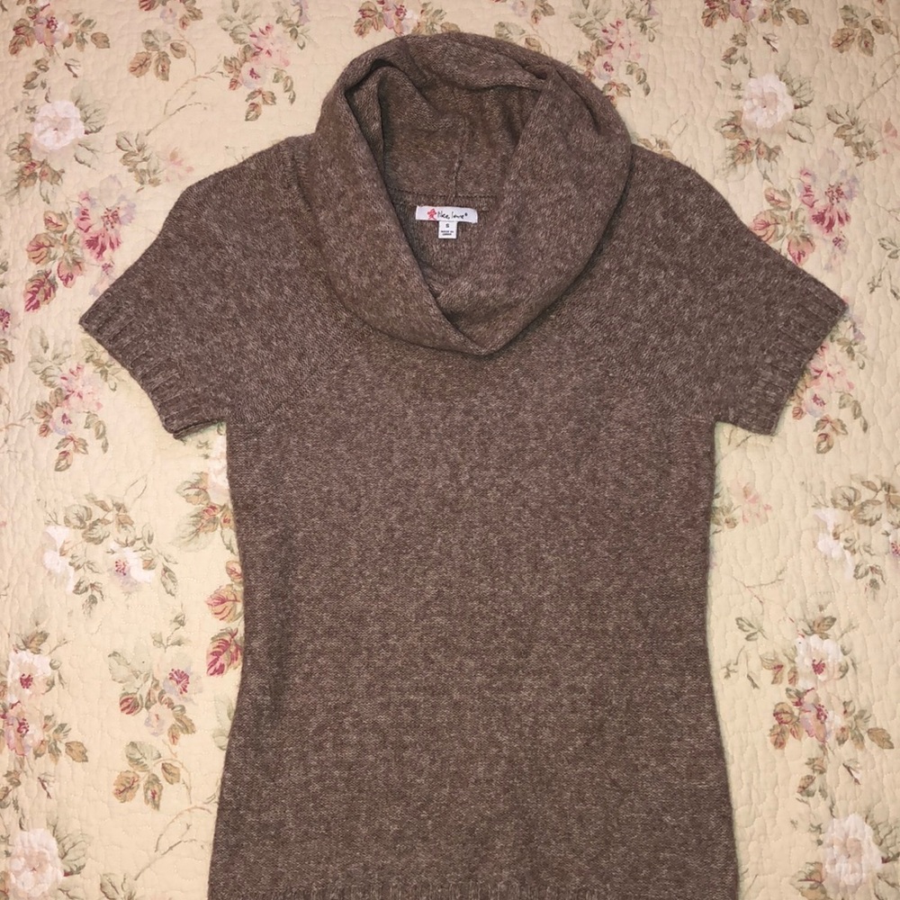 Tan cowl neck short sleeve sweater